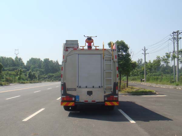 斯太尔单桥泡沫消防车