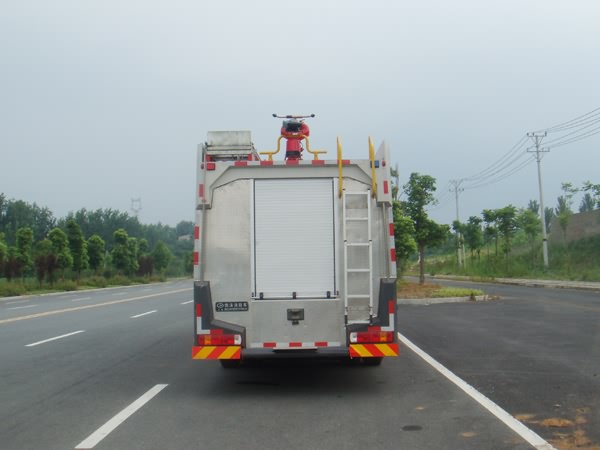 江特牌JDF5314GXFSG160型水罐消防车