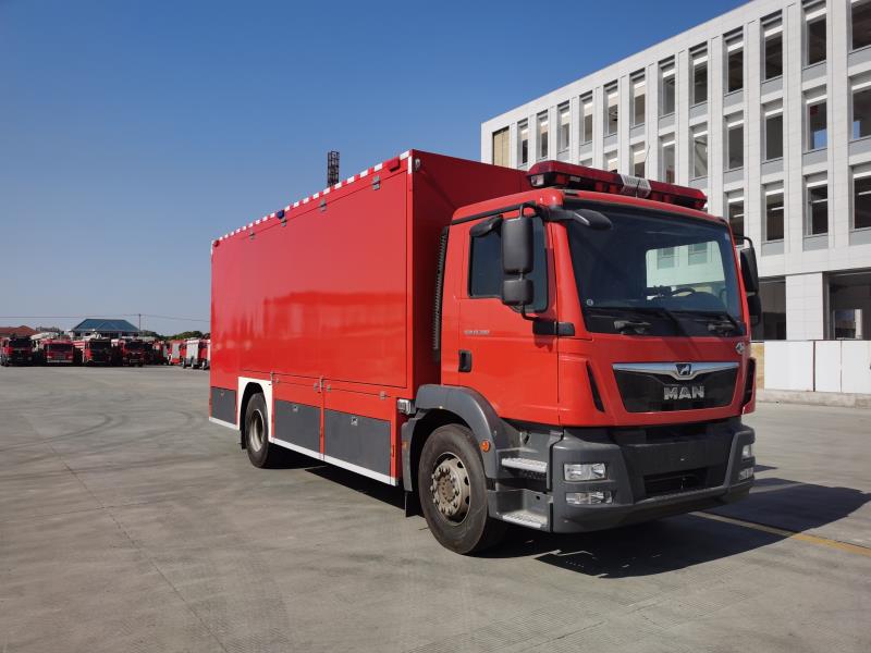 程力威牌CLW5140TXFQC200/M型器材消防车